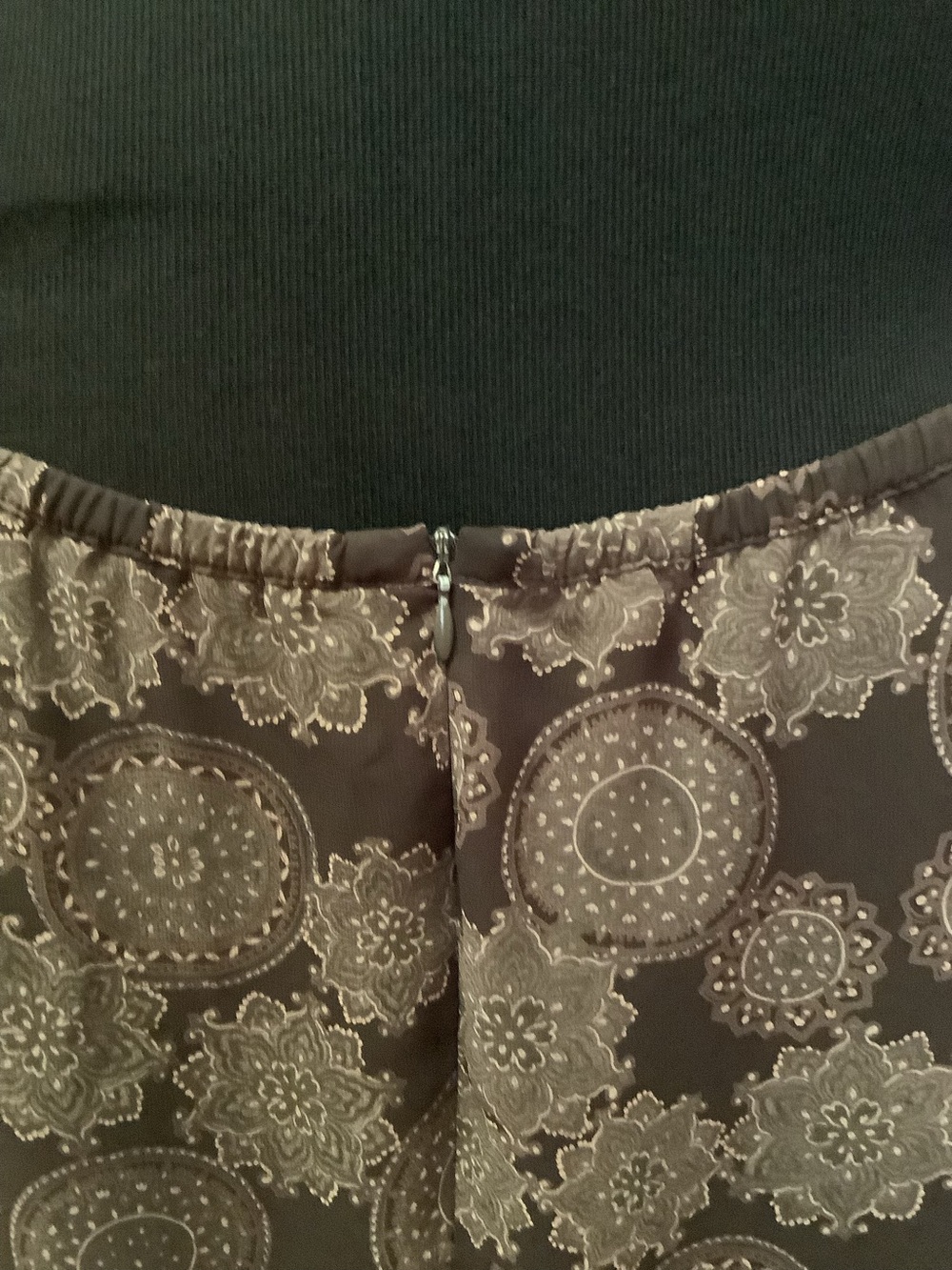 Compagnie Internationale Express Skirt-Brown with Circles-Lined-Lightweight-5/6 - Picture 4 of 6